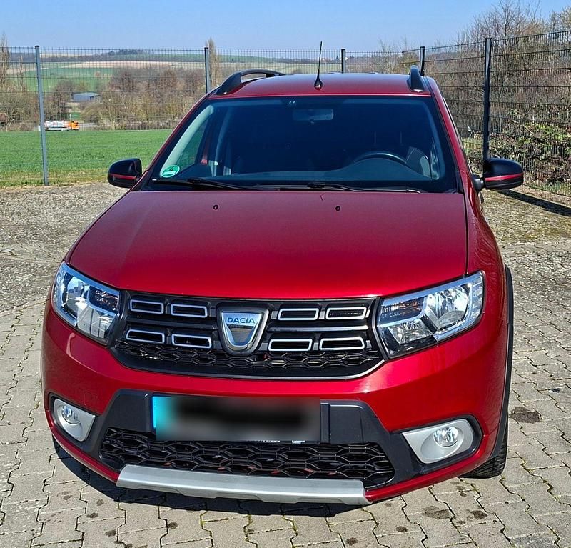 Gebraucht Dacia Logan MCV Stepway 90 PS (66 kW) 2020 Rot Kombi