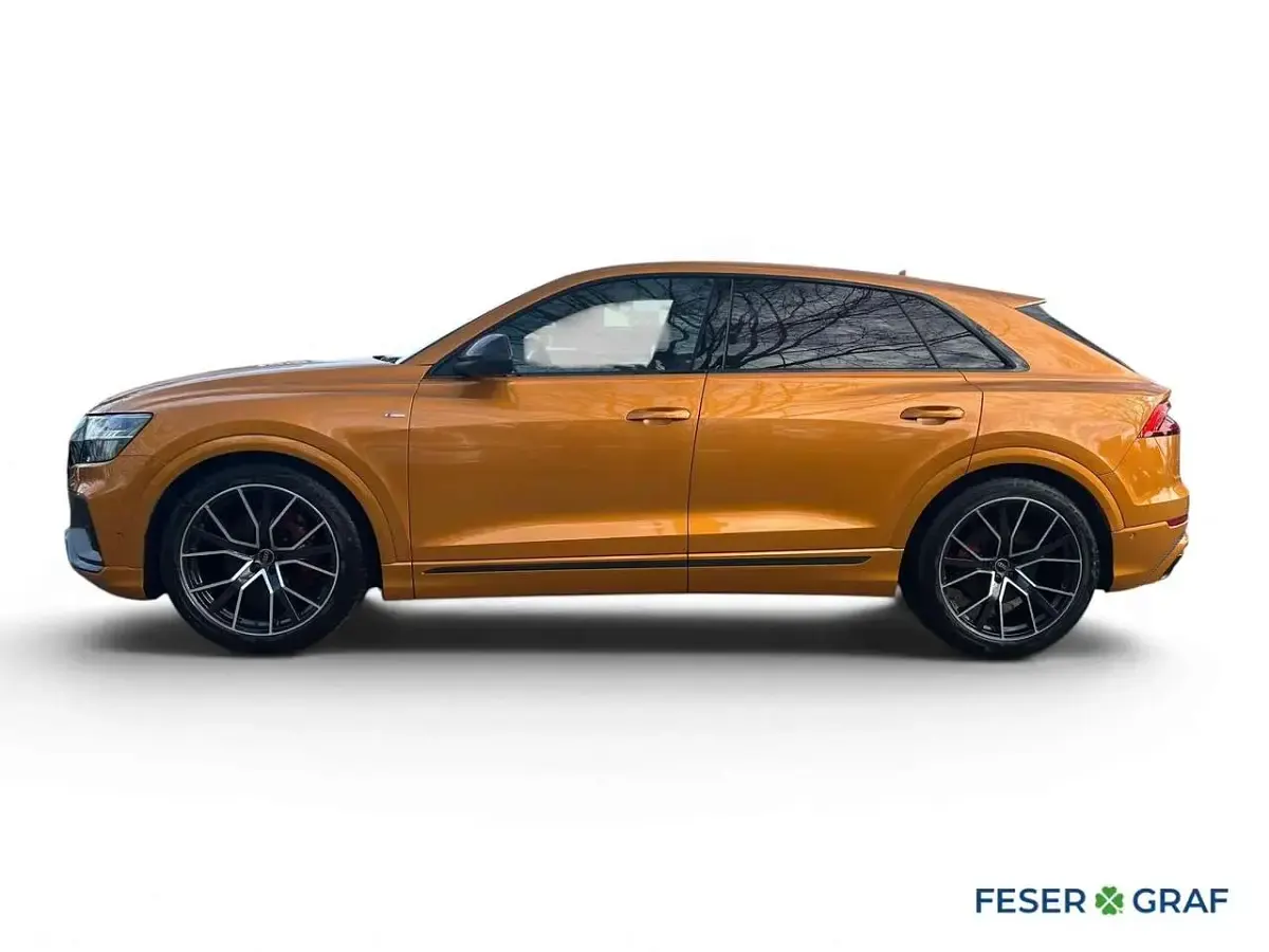 Gebraucht Audi Q8 Competition 286 PS (210 kW) 2023 Drachenorange metallic SUV