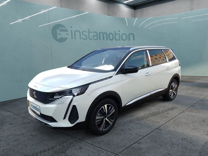 Weiß Gebraucht 2023 Peugeot 5008 Van / Kleinbus | 40.790 € - Bild 1/4