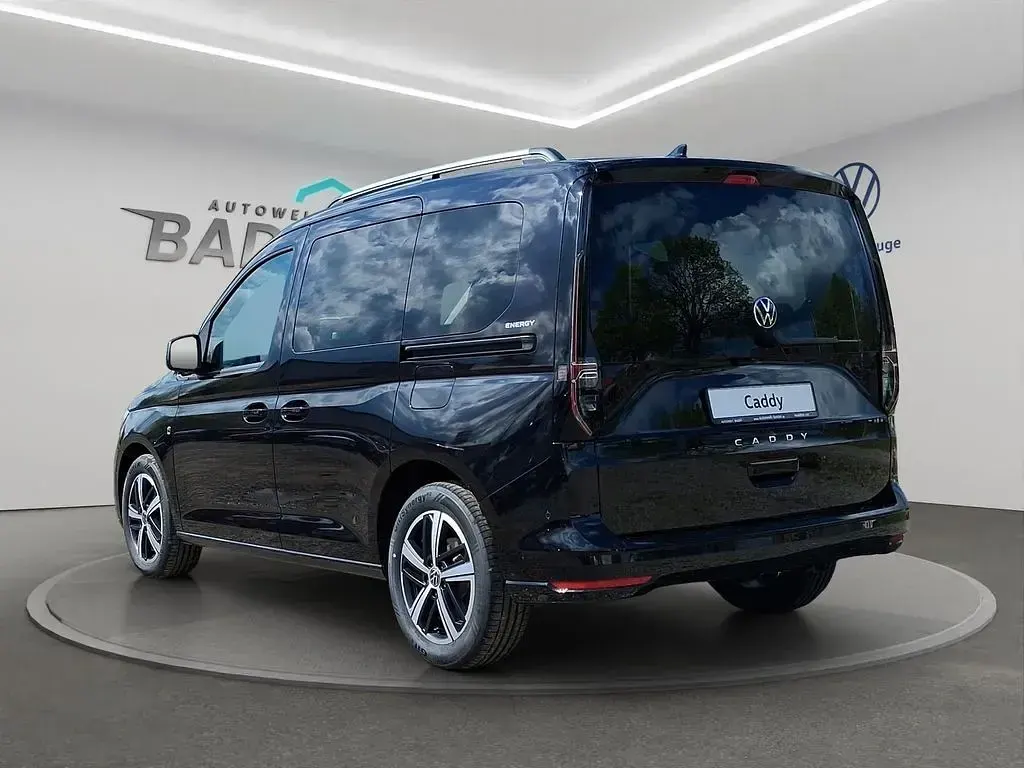 Neu VW Caddy Life 116 PS (85 kW) 2026 Schwarz Van / Kleinbus