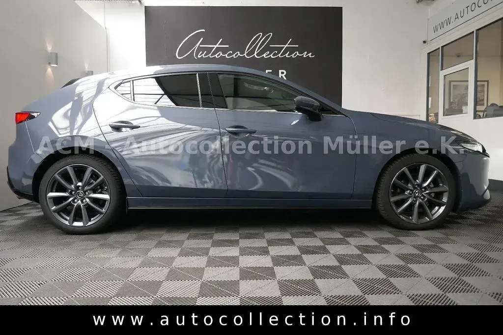 Gebraucht Mazda 3 Selection 202 PS (148 kW) 2022 Polymetal grey (metallic) Limousine