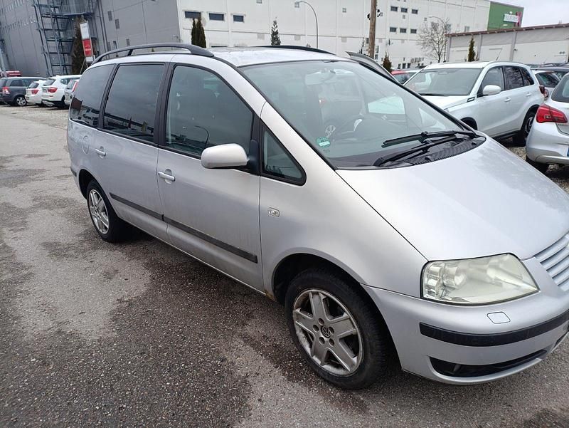 Gebraucht VW Sharan 150 PS (110 kW) 2002 Silber Van / Kleinbus