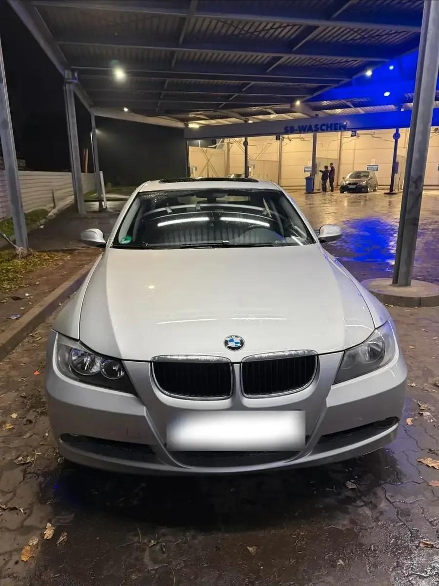 Gebraucht BMW 318 129 PS (94 kW) 2006 Limousine