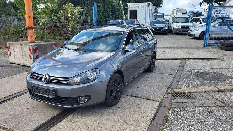 Gebraucht VW Golf VI Comfortline 105 PS (77 kW) 2010 Grau Kleinwagen