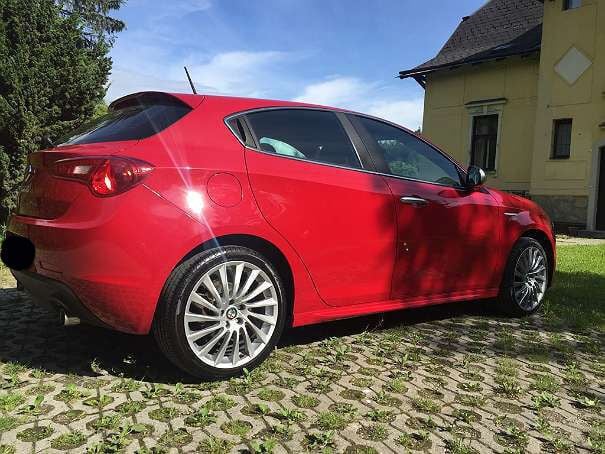 Gebraucht Alfa Romeo Giulietta 170 PS (125 kW) 2011 Rot metallic Kleinwagen