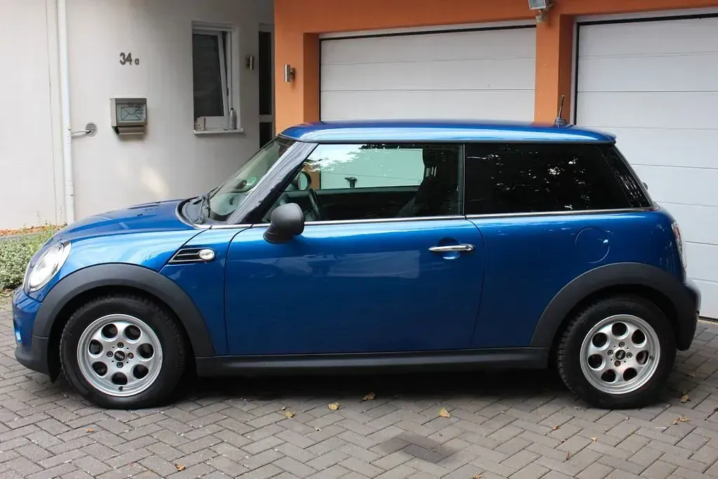 Gebraucht Mini ONE 98 PS (72 kW) 2013 Blau Kleinwagen