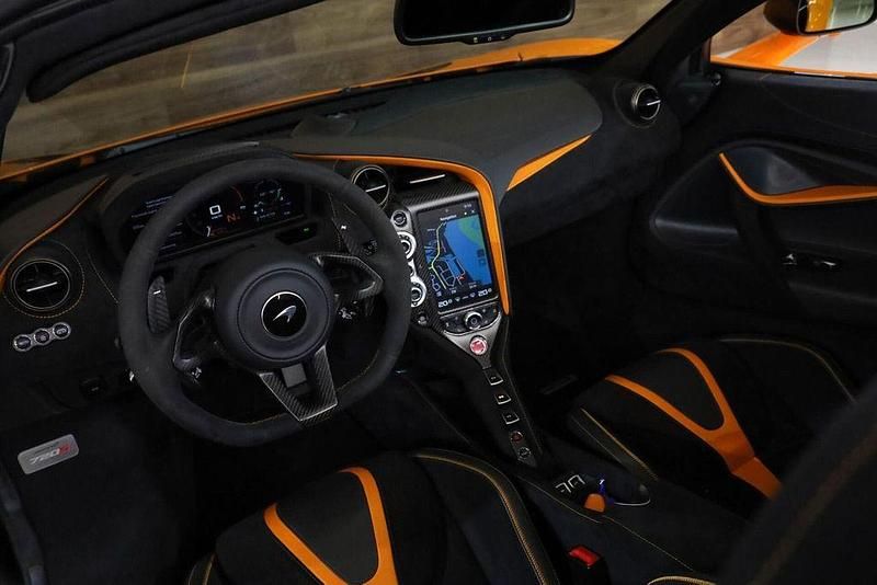 Gebraucht McLaren 720S 721 PS (530 kW) 2022 Orange Cabrio