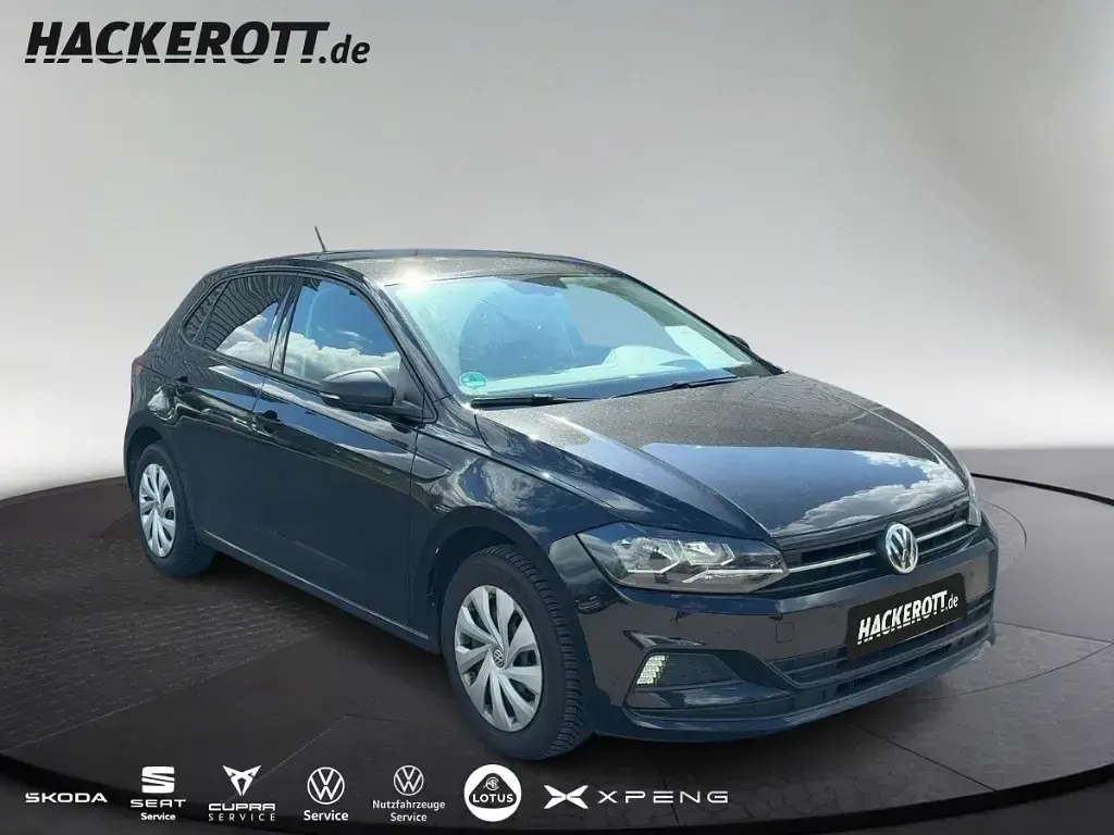 Gebraucht VW Polo Comfortline 75 PS (55 kW) 2018 Deep black Kleinwagen