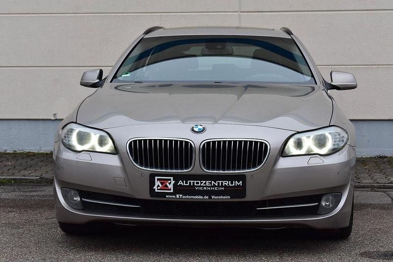 Gebraucht BMW 530 Performance 245 PS (180 kW) 2010 Kombi