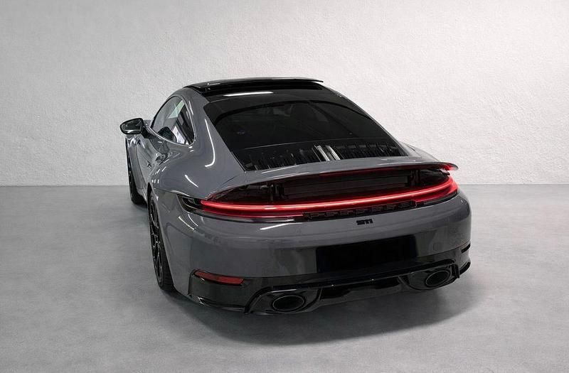 Gebraucht Porsche 992 Chrono 394 PS (289 kW) 2024 Grau
