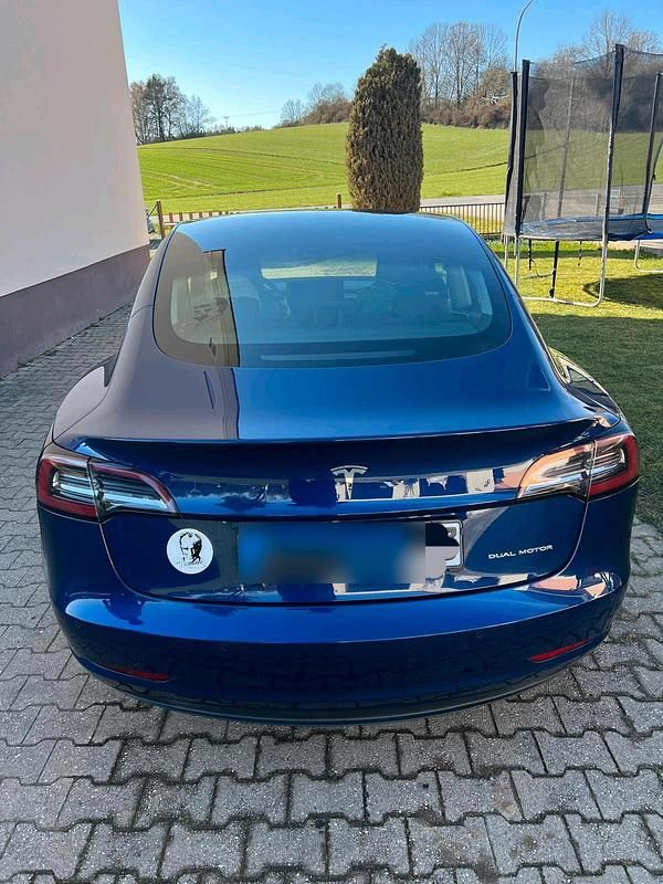 Gebraucht Tesla Model 3 324 kW (441 PS) 2019 Blau Limousine