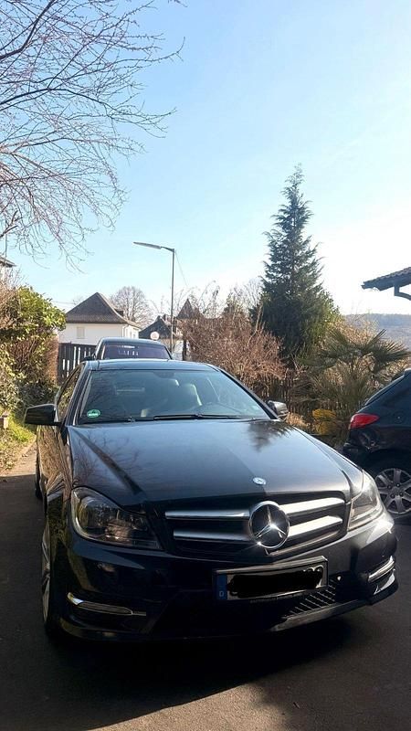 Gebraucht Mercedes C180 156 PS (114 kW) 2012 Andere farben Coupé