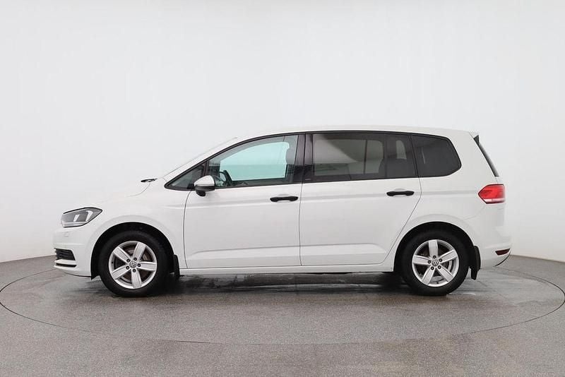 Gebraucht VW Touran Trendline 110 PS (80 kW) 2016 Weiß Van / Kleinbus