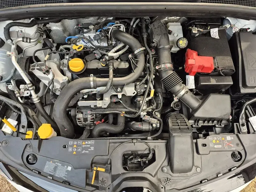 Usado Renault Clio V Techno 91 CV (66 kW) 2025 Blanco Utilitario