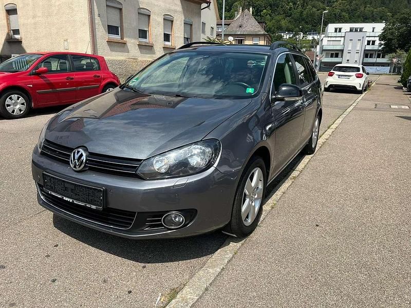 Gebraucht VW Golf VII Style 140 PS (102 kW) 2012 Platinum grey Kombi