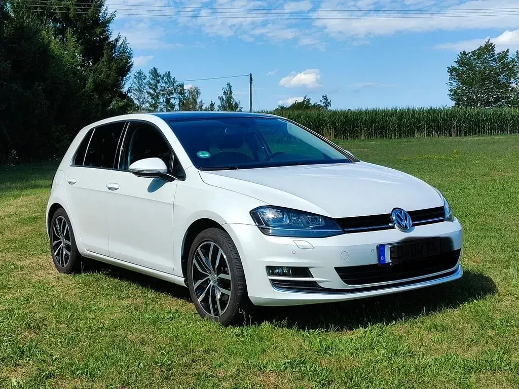 Gebraucht VW Golf VII Highline 150 PS (110 kW) 2016 Weiß Limousine