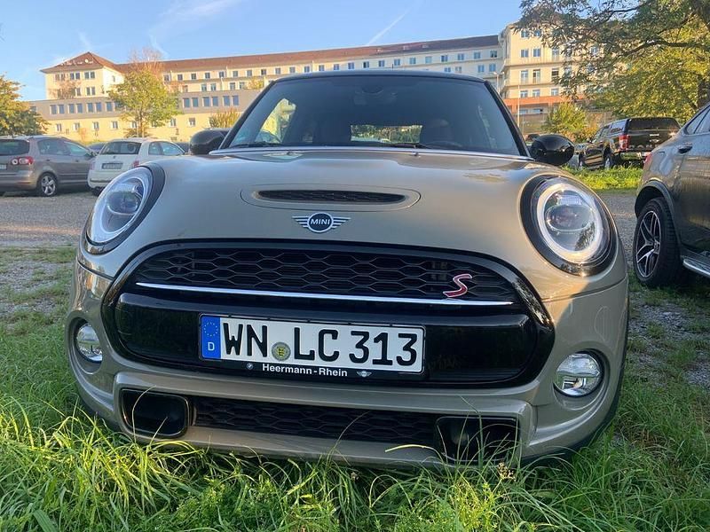 Grün Gebraucht 2019 Mini Cooper S Kleinwagen | 18.300 € (Fairer Preis) - Bild 1/4