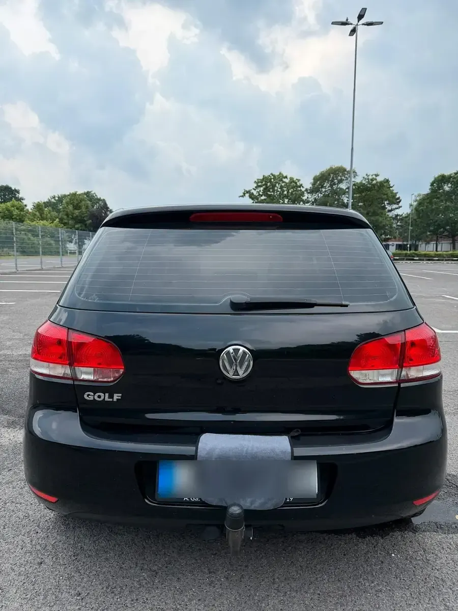 Gebraucht VW Golf VI 80 PS (58 kW) 2009 Schwarz Kleinwagen