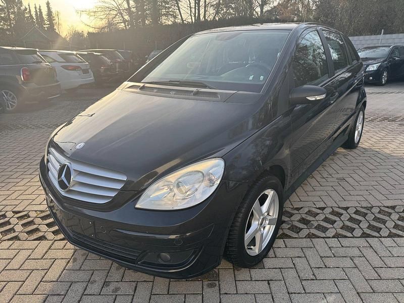 Gebraucht Mercedes B180 109 PS (80 kW) 2007 Schwarz Van / Kleinbus
