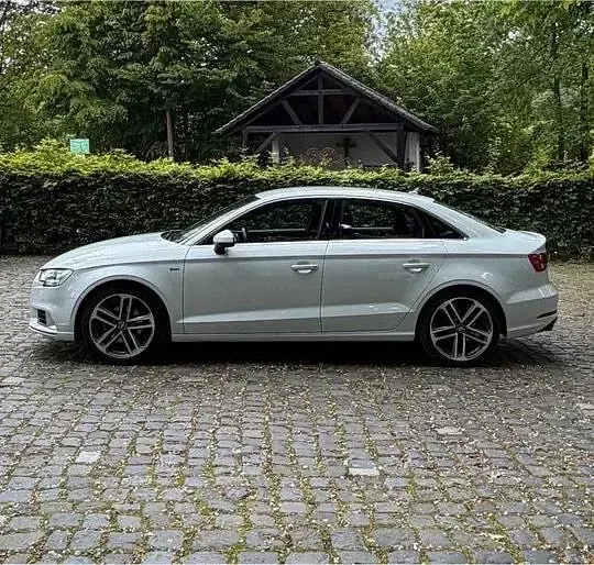 Gebraucht Audi A3 S-Line 150 PS (110 kW) 2018 Weiß Limousine