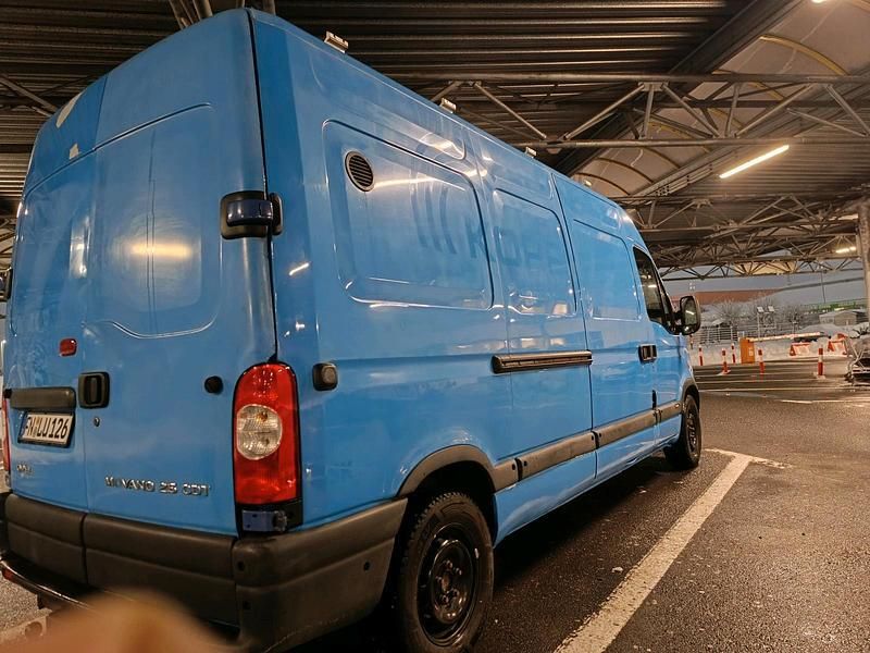 Gebraucht Opel Movano 120 PS (88 kW) 2009 Blau Limousine