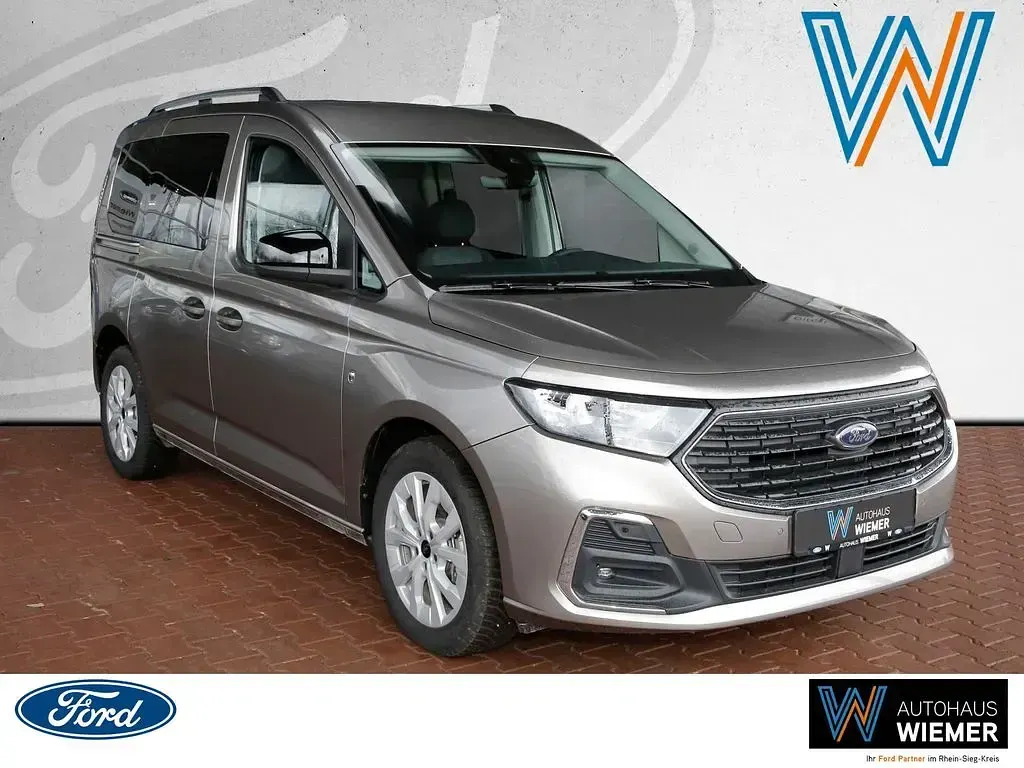 Gebraucht Ford Tourneo Connect Titanium 122 PS (89 kW) 2026 Silber Van / Kleinbus