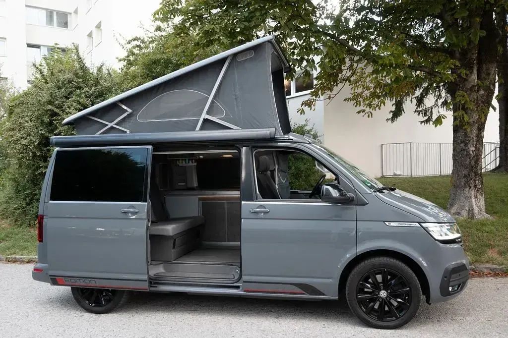 Gebraucht VW California California 199 PS (146 kW) 2020 Grau Van