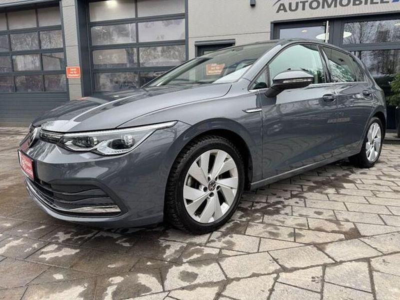 Gebraucht VW Golf VIII Style 150 PS (110 kW) 2020 Blau Kombi