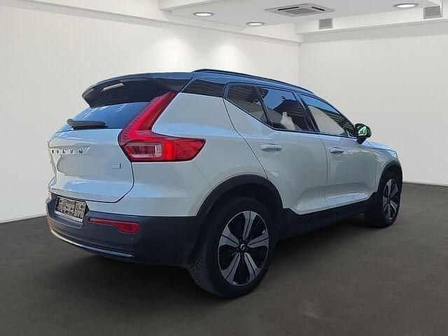 Gebraucht Volvo XC40 Core 169 kW (231 PS) 2022 Weiß (weiß) SUV