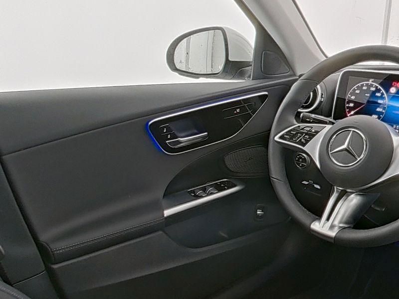 Gebraucht Mercedes C180 170 PS (125 kW) 2025 Weiß Limousine