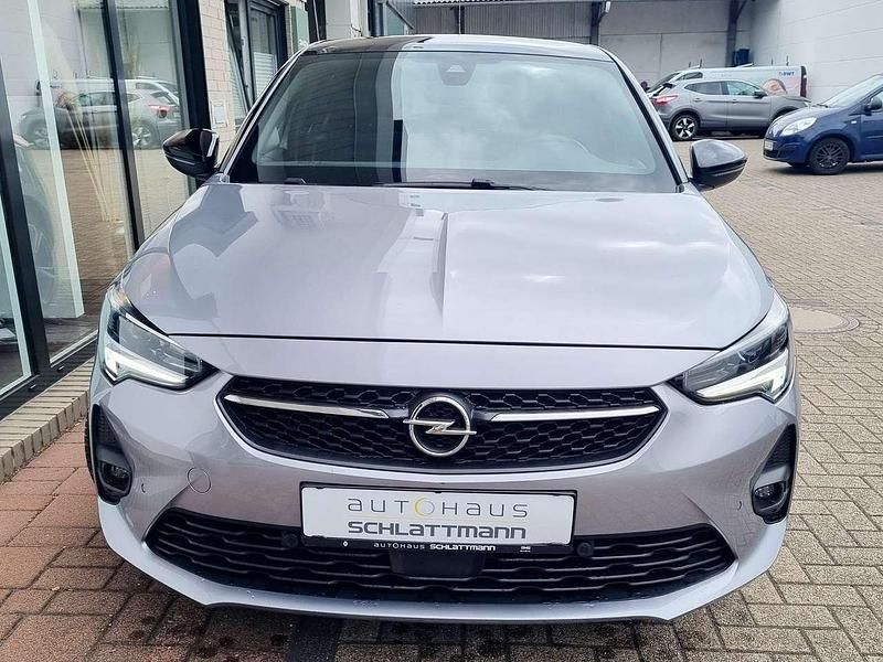 Gebraucht Opel Corsa Ultimate 131 PS (96 kW) 2022 Kontrast grau/quarz silber (metallic) Kleinwagen