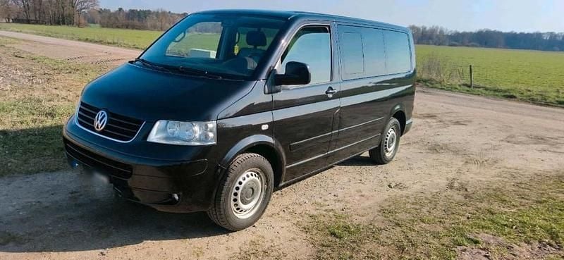 Second-hand VW T5 131 CP (96 kW) 2007 Negru Van