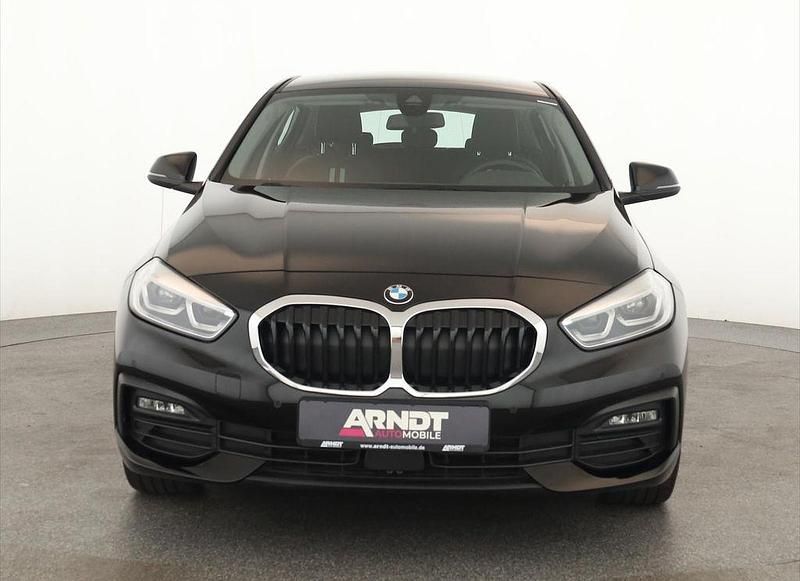 Gebraucht BMW 118 Advantage 136 PS (100 kW) 2023 Schwarz Kleinwagen