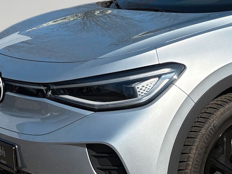 Gebraucht VW ID.4 Pro Performance 150 kW (204 PS) 2021 Silver metallic SUV