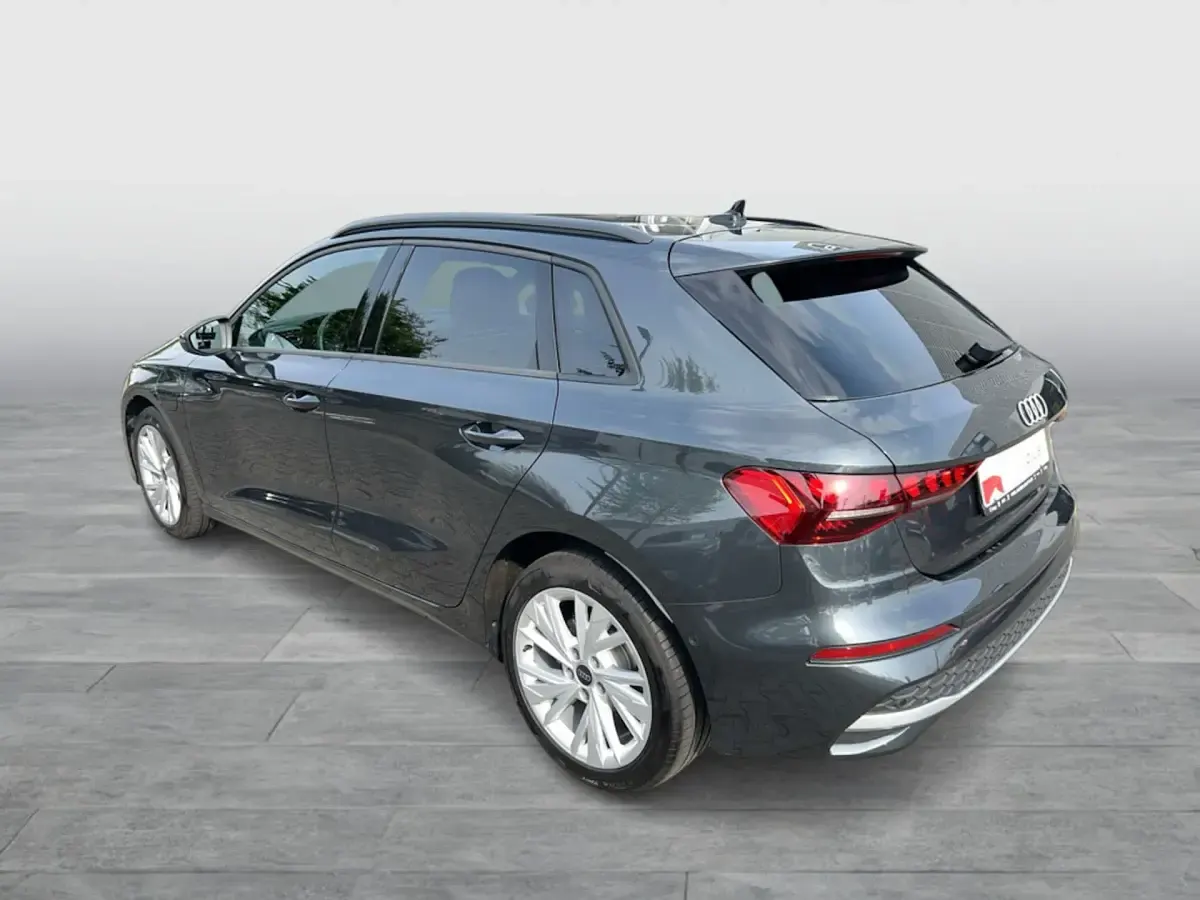 Gebraucht Audi A3 Sportback e-tron Comfort 204 PS (150 kW) 2025 Manhattangrau metallic Kleinwagen