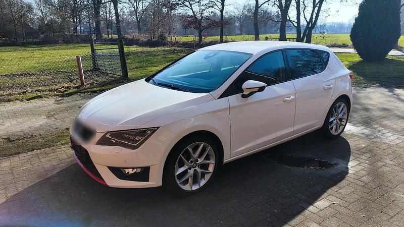 Gebraucht Seat Leon FR 150 PS (110 kW) 2014 Weiß Limousine