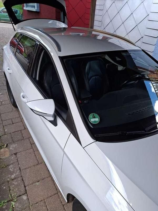 Usado Seat Leon ST Style 116 HP (85 kW) 2018 Branco Carrinha