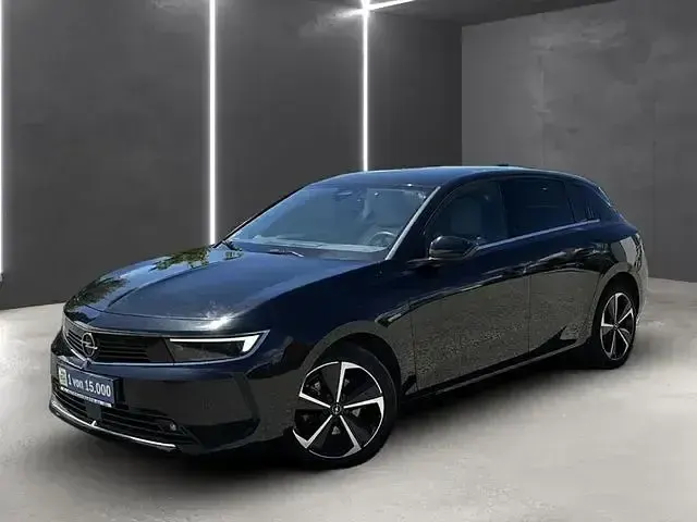 Gebraucht Opel Astra Elegance 131 PS (96 kW) 2023 Schwarz Kleinwagen