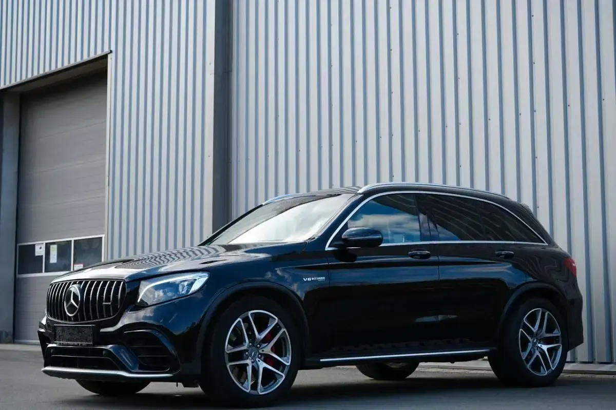 Gebraucht Mercedes GLC63 AMG AMG 510 PS (375 kW) 2019 Schwarz/baltic black SUV