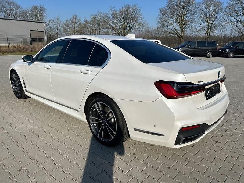 Gebraucht BMW 730 M Sport 286 PS (210 kW) 2021 Weiß Limousine