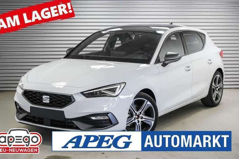 Nevada weiß Neu 2025 Seat Leon FR Limousine | 29.990 € (Fairer Preis) - Bild 1/4