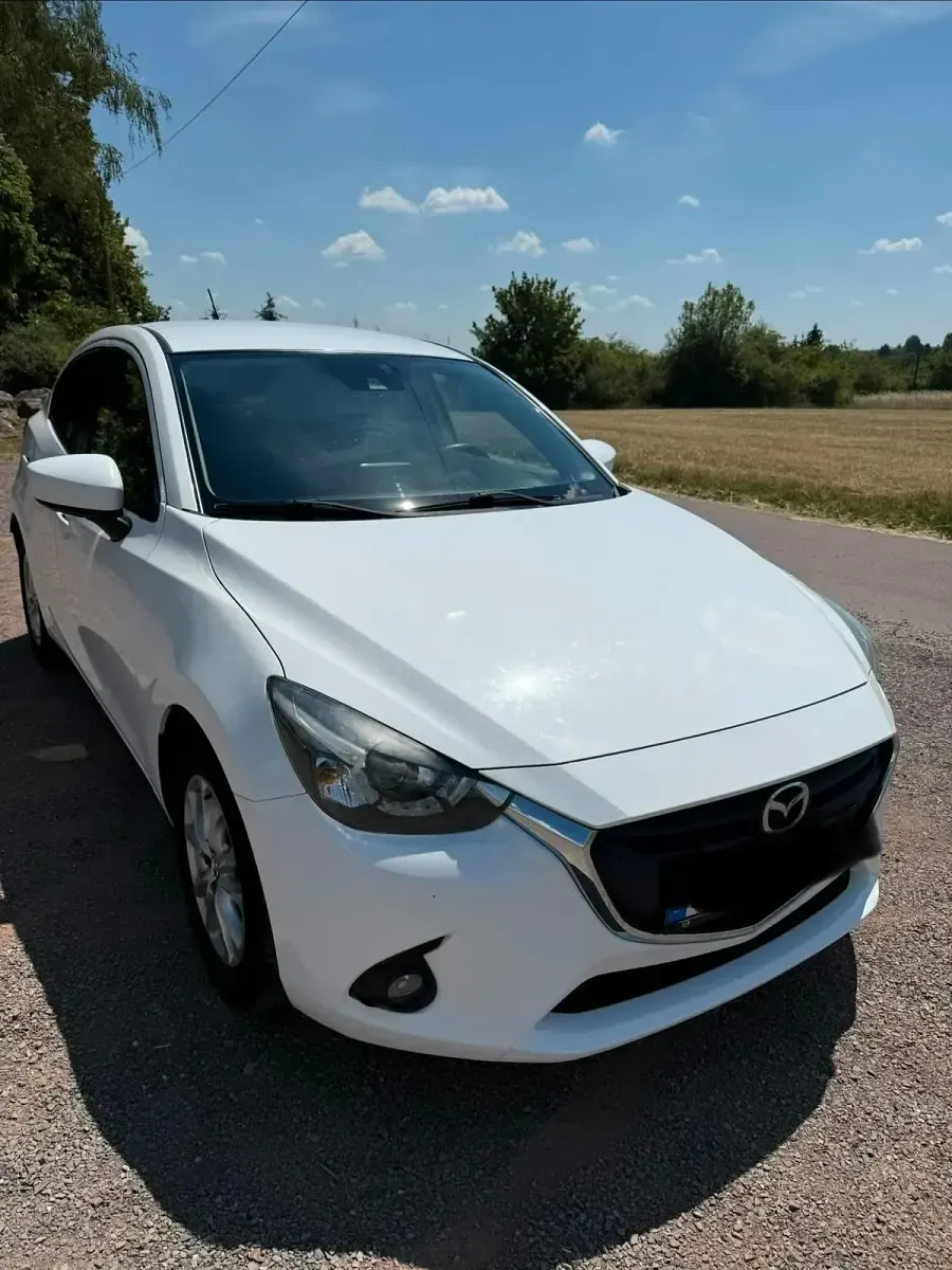 Gebraucht Mazda 2 105 PS (77 kW) 2017 Weiß Kleinwagen
