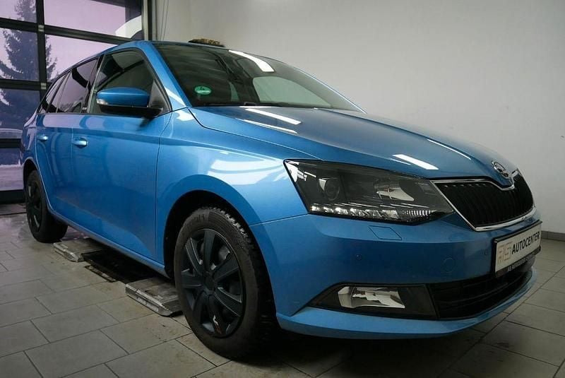 Blau Gebraucht 2016 Skoda Fabia Joy Kombi | 8.790 € (Guter Preis) - Bild 1/4