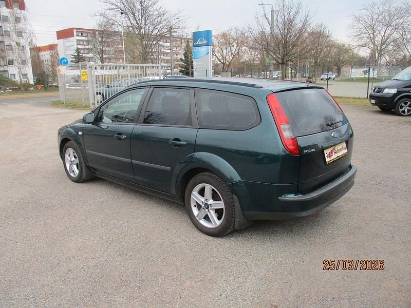 Second-hand Ford Focus Fun X 101 CP (74 kW) 2007 Verde Break