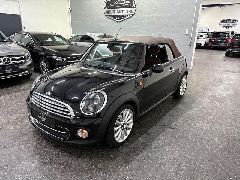 Schwarz Gebraucht 2011 Mini Cooper Cabriolet Cabrio | 7.100 € (Fairer Preis) - Bild 1/4