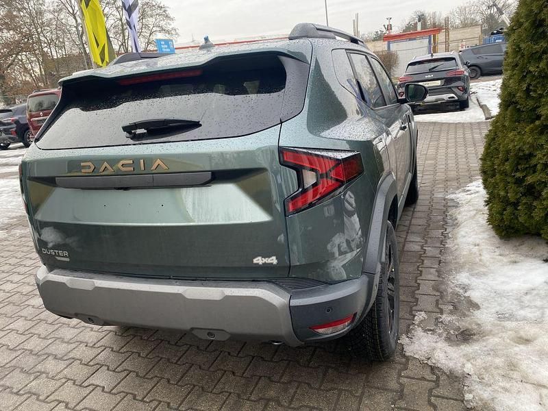 Neu Dacia Duster Extreme 154 PS (113 kW) 2026 Grün SUV