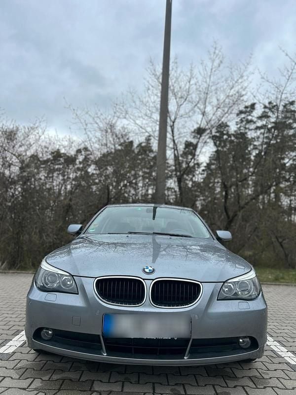 Usata BMW 520 170 CV (125 kW) 2005 Grigio Berlina