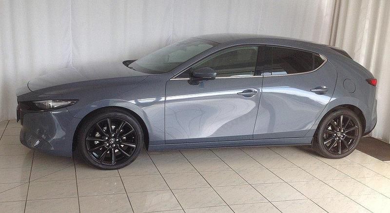 Używany Mazda 3 Selection 179 KM (131 kW) 2019 Szary Sedan/Limuzyna