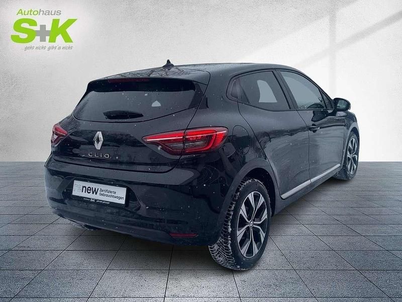 Gebraucht Renault Clio V 91 PS (66 kW) 2022 Blackpearlschwarz Kleinwagen