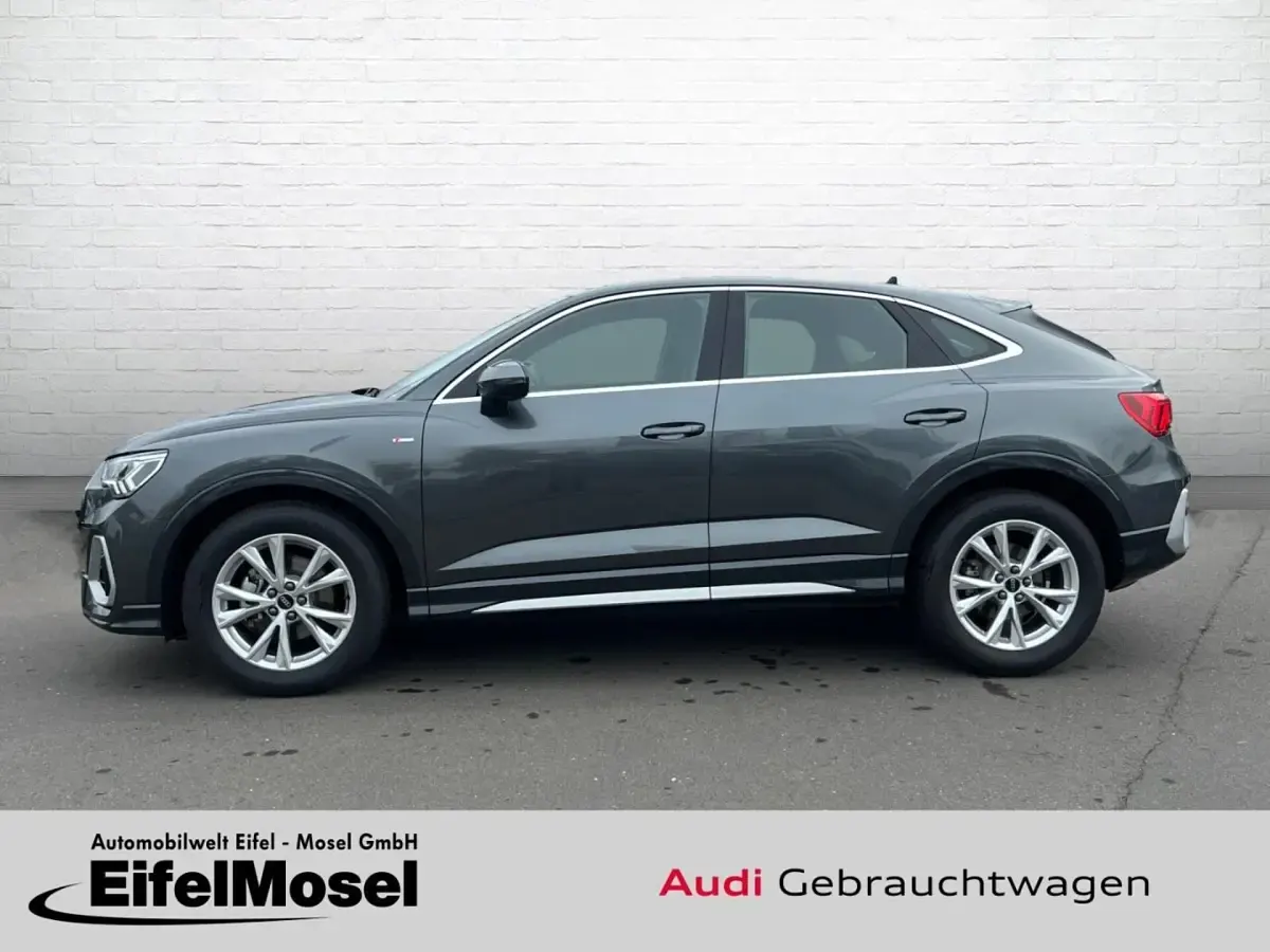 Gebraucht Audi Q3 Sportback S-Line 150 PS (110 kW) 2025 SUV
